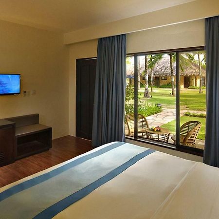 Oceanica Resort Panglao, Bohol Kültér fotó Deluxe Room