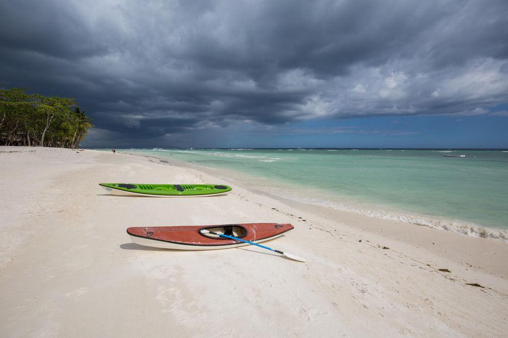Oceanica Resort Panglao, Bohol Kültér fotó Beach on the island of Providência