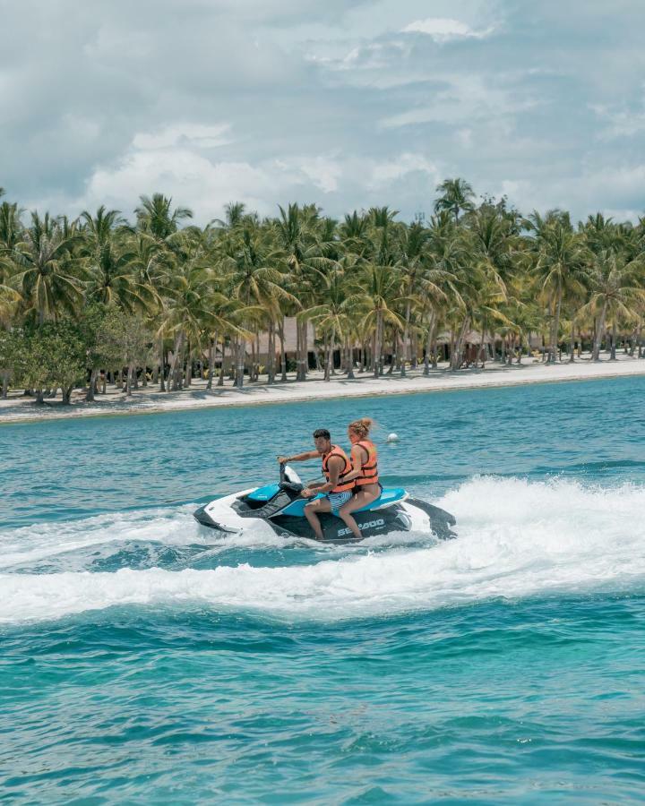 Oceanica Resort Panglao, Bohol Kültér fotó Jet skiing in Cancun, Mexico